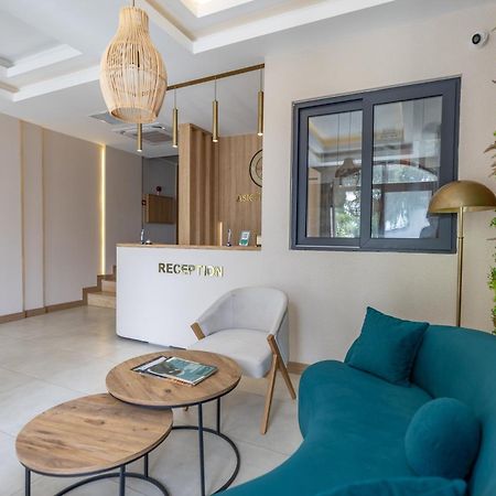 Asterina Hotel Тургутрейс Экстерьер фото